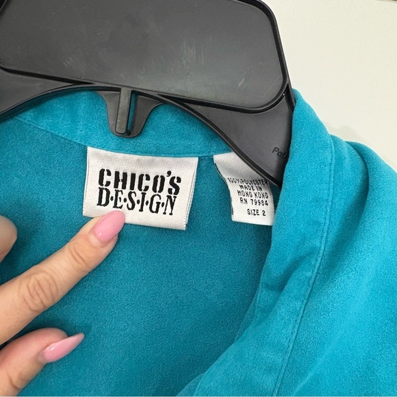 Vintage Chico’s Women’s Turquoise Button- Down Shirt - Picture 4 of 9